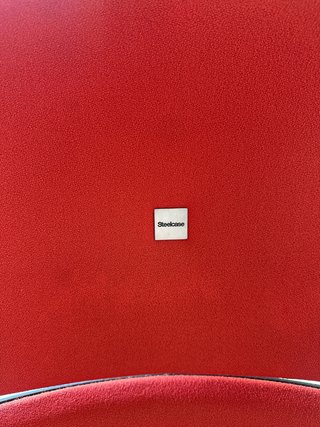 Silla de oficina ergonómica Steelcase Roja