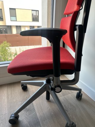 Silla de oficina ergonómica Steelcase Roja