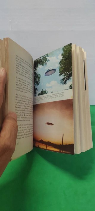 El Gran Libro de los OVNI - Pierre Delval