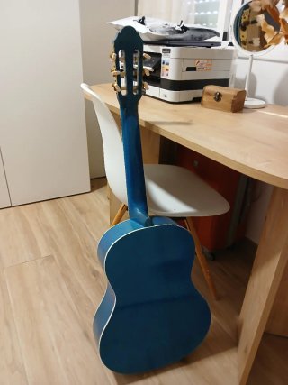 Guitarra Española Azul