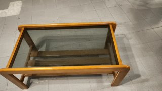 Mesa de centro cristal y metal naranja