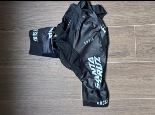 Equipación Ciclismo Gobik Talla M