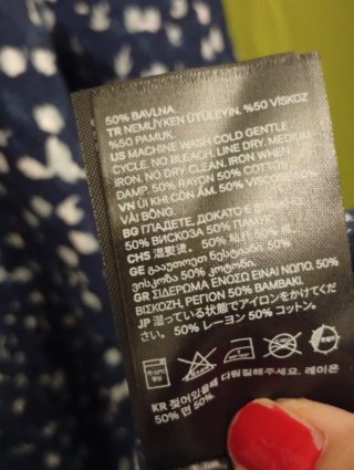 Vestito estivo blu a fiorellini bianchi