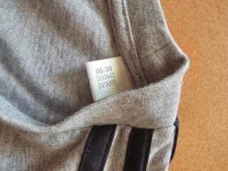 Camiseta Adidas Hombre Gris
