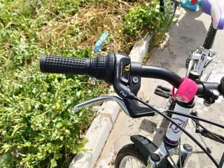 Bicicleta Montana Blanca y Morada