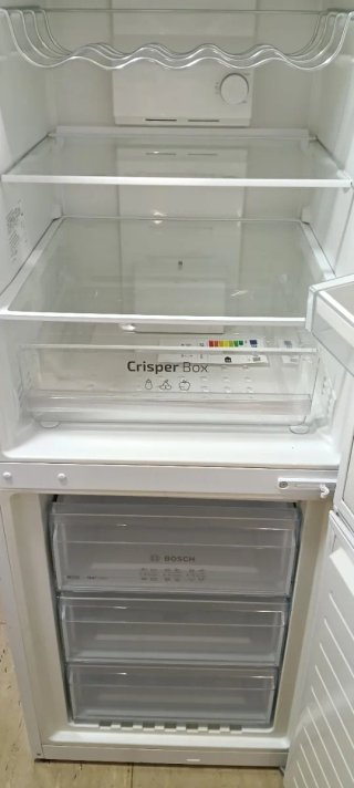 NEVERA COMBI BOSCH NO FROST ENERGÍA A+