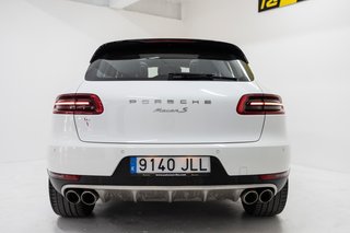 Porsche Macan 2016