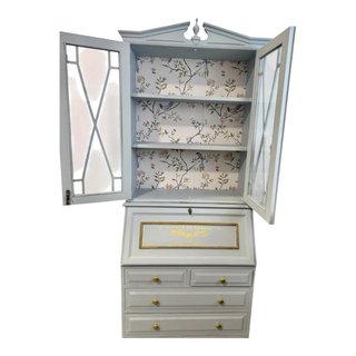 Escritorio Vitrina Renovado celeste y Dorado