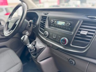 Ford Transit Custom 10/2018 6 plazas y carga