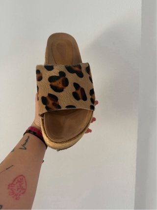 Sandalias plataforma leopardo