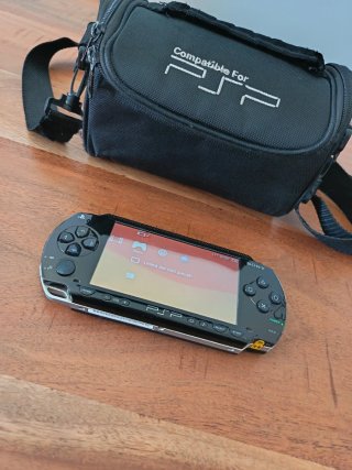 Sony PSP Fat Nera e Argento