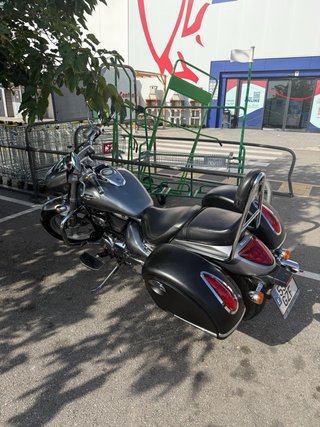 Suzuki Intruder M800 Custom Cruiser