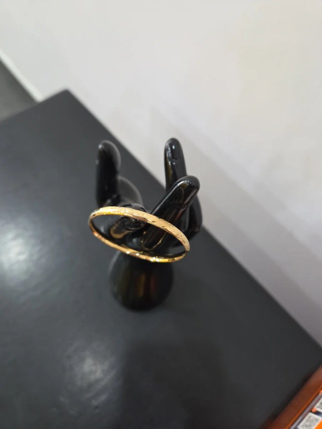 Pulsera Aro Oro 18k Labrado Rígido Cierre pequeño