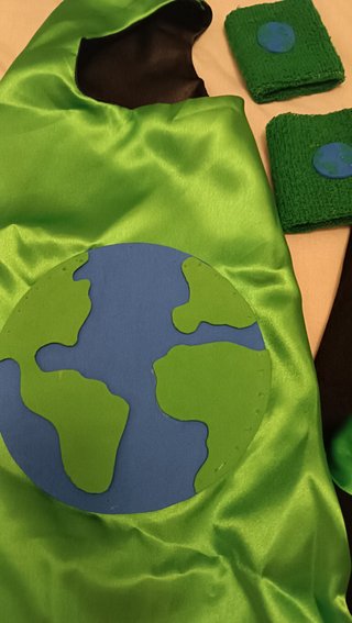 Disfraz Superhéroe Planeta Infantil