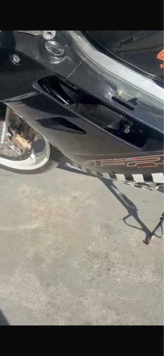 Honda VFR 750 Negra