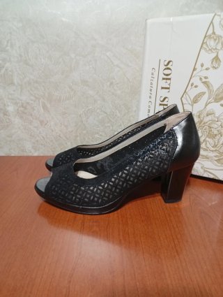 Décolleté donna nere tacco 38 nuove