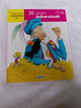 Libro cuentos clásicos en euskera