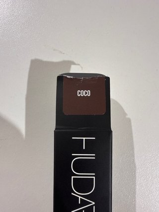 Huda Beauty Faux Filler Gloss Coco