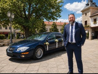 VEHÍCULO PARA BODAS CON CHÓFER.