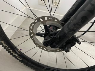 Cannondale Habit 4 (2020) + Rodilleras O’neal