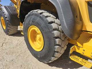 PALA CARGADORA VOLVO L110H