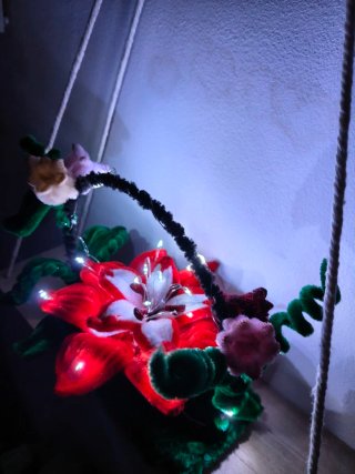 Centro flores limpiapipas con luz