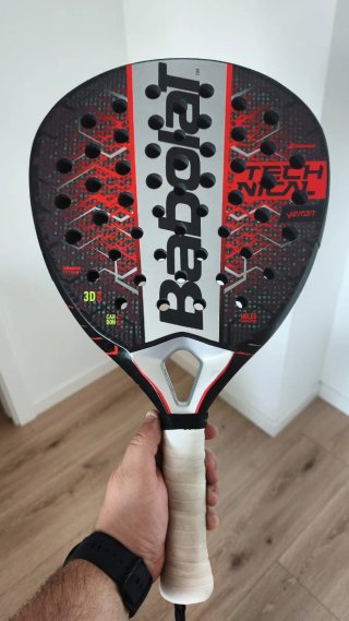 Pala Babolat Technical Verón 2025