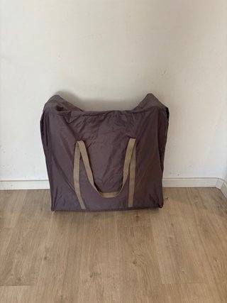 Minicuna Kinderkraft Gris, se ha usado dos veces.