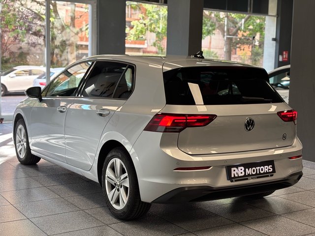 Volkswagen Golf Life 1.5 TSI 96kW (130CV)