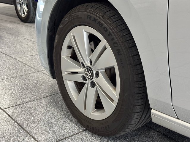 Volkswagen Golf Life 1.5 TSI 96kW (130CV)