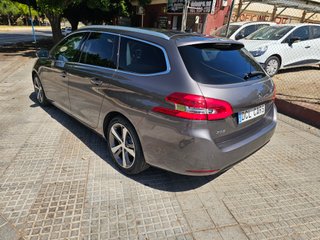Peugeot 308 SW 2018 1.5 HDI ALLURE