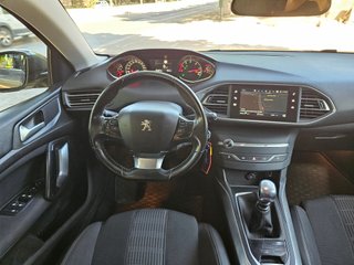 Peugeot 308 SW 2018 1.5 HDI ALLURE