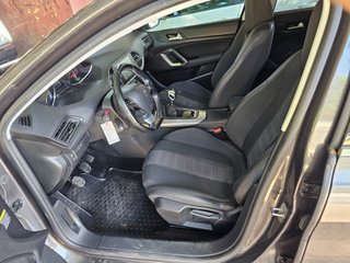 Peugeot 308 SW 2018 1.5 HDI ALLURE