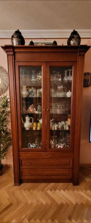 Mueble vitrina cerezo macizo