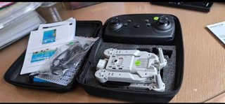 Drone con mando y maletín