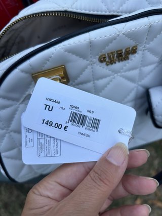 Borsa Guess bianca trapuntata con pochette