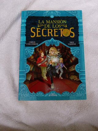 Libro la mansión de los secretos