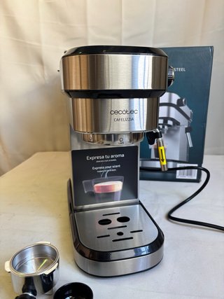 Cafetera Cecotec Cafelizzia Steel 1350W