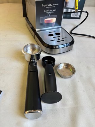 Cafetera Cecotec Cafelizzia Steel 1350W
