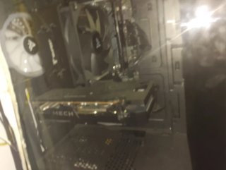 PC: Monitor, Teclado, Ratón, Mando y Cascos
