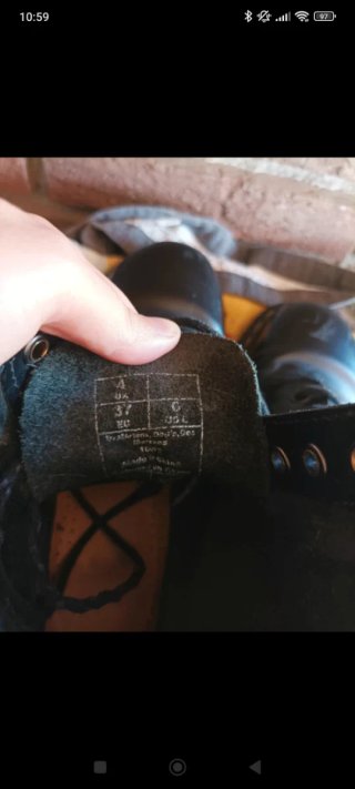 Botas Dr. Martens Airwair Talla 37