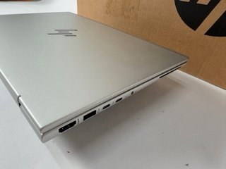 HP EliteBook 640 G11 14 Plata