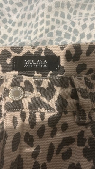 Bermuda Mulaya Estampado Animal