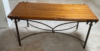 Mesa baja madera y hierro forja