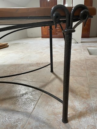 Mesa baja madera y hierro forja