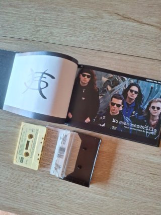 Lote Héroes del Silencio - Senderos de Traición