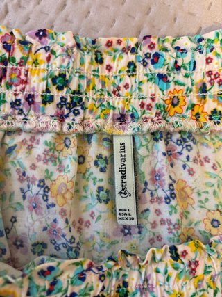 Falda corta estampada flores