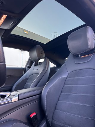 Mercedes-Benz C 300d Coupé AMG Line · 245 CV