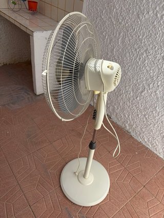 Ventilador de pie marca FM