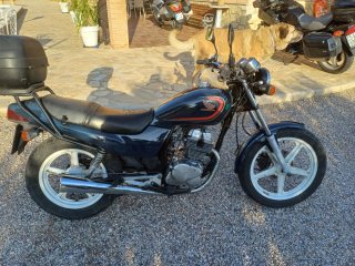Honda CB250 Naked Negra/Plata